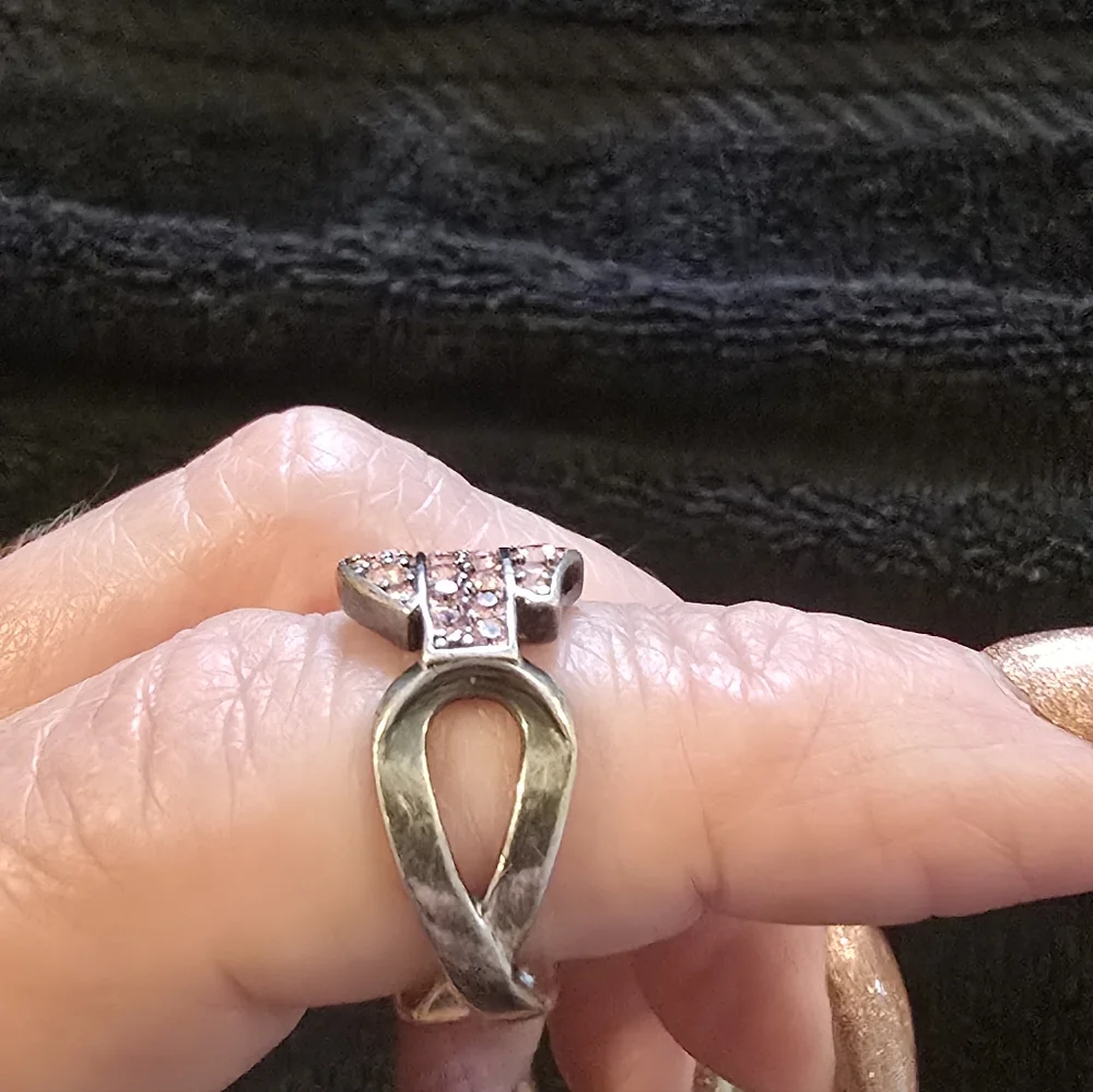 Harley-Davidson Silver and Pink Crystal Ring - Picture 3 of 6